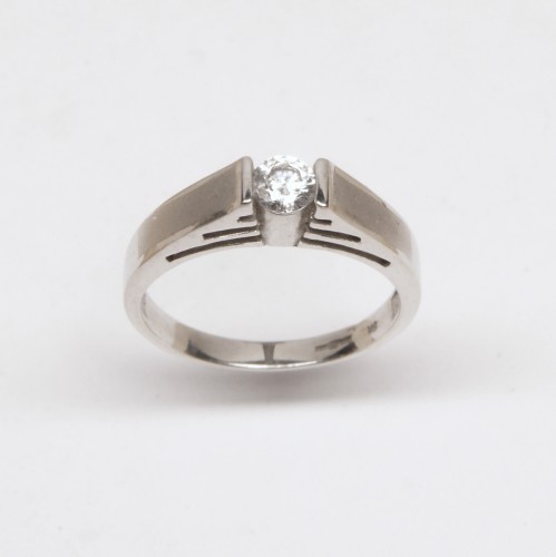 9ct White Gold CZ Ring